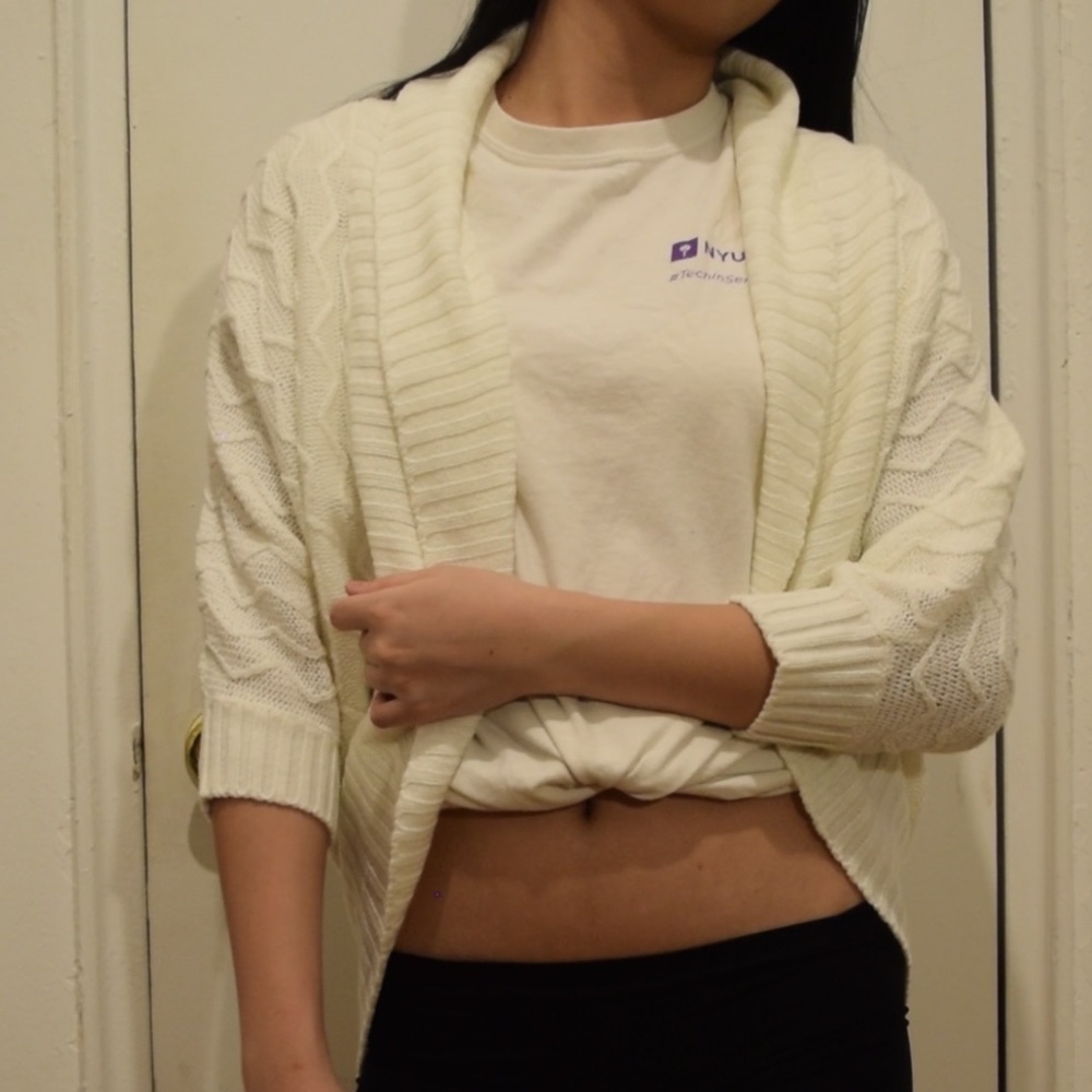 White 3/4 Sleeve Cardigan